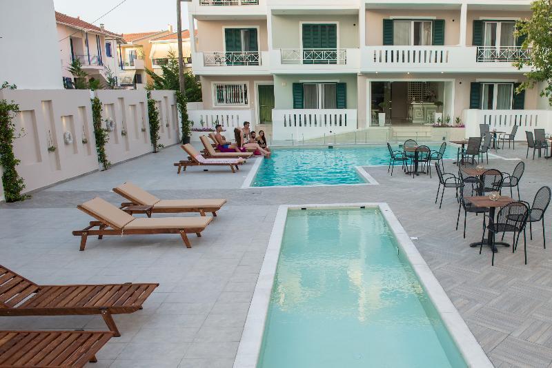 Lefkadio Suites Lefkada City ภายนอก รูปภาพ