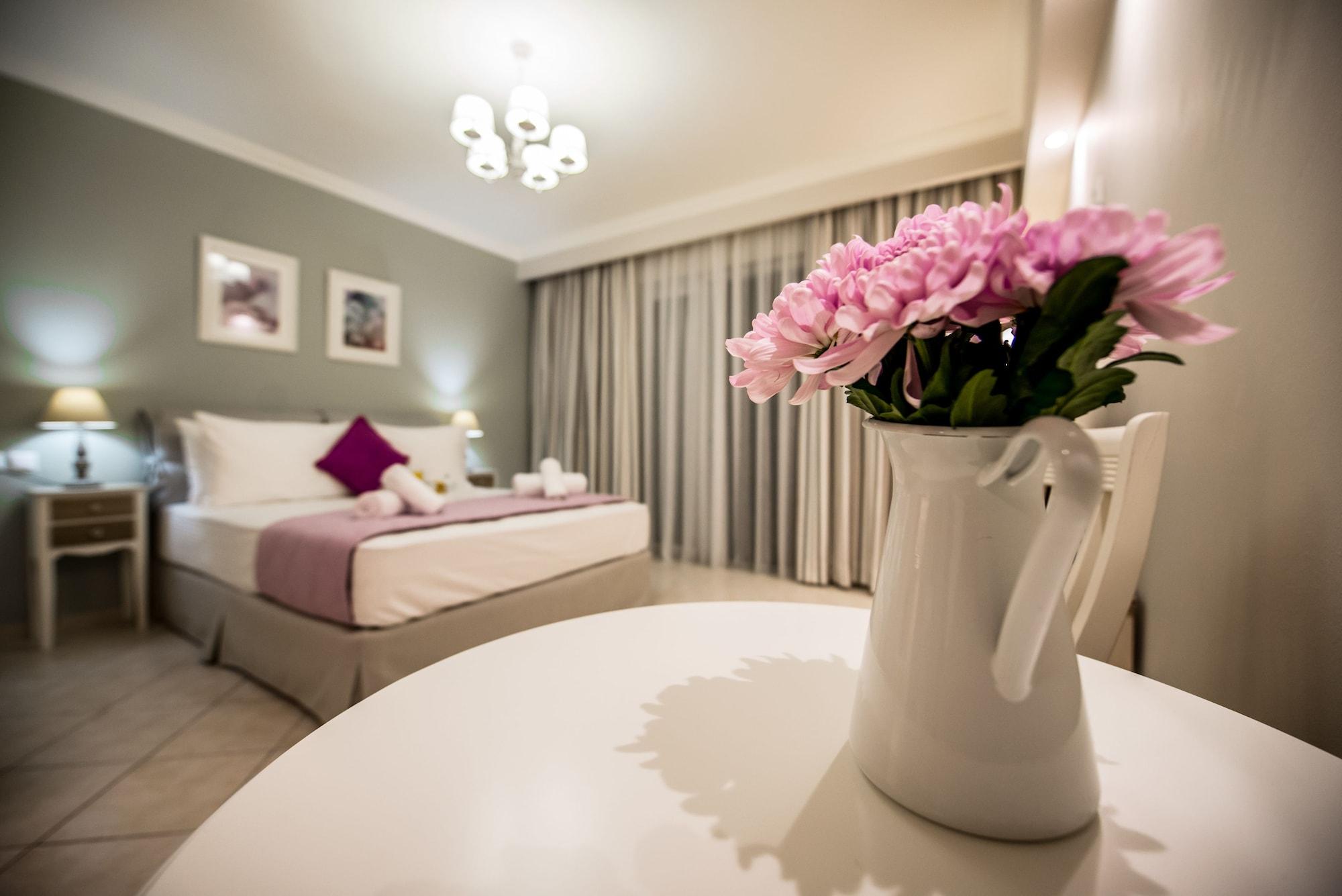 Lefkadio Suites Lefkada City ภายนอก รูปภาพ
