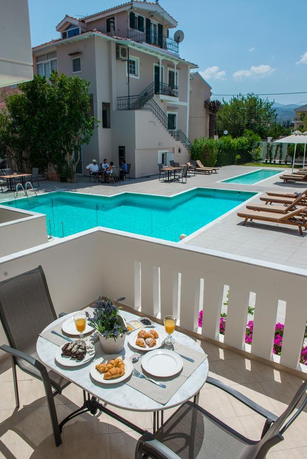 Lefkadio Suites Lefkada City ภายนอก รูปภาพ