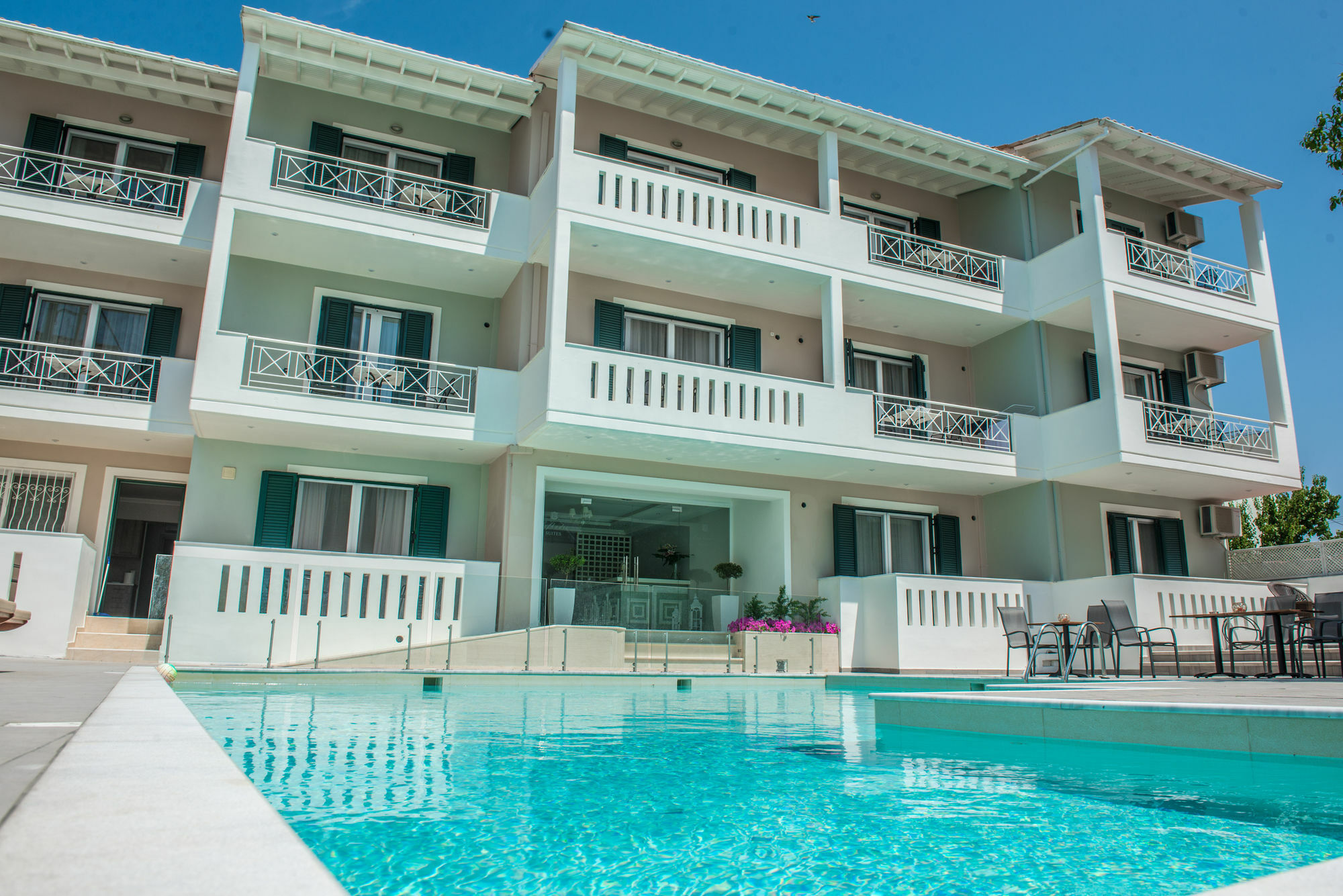 Lefkadio Suites Lefkada City ภายนอก รูปภาพ